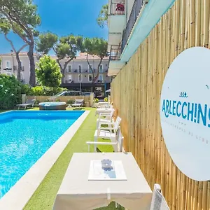 https://hotel-arlecchino-riccione.emilia-romagnahotels.net