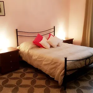 https://royal-suite.hotelitalianriviera.com