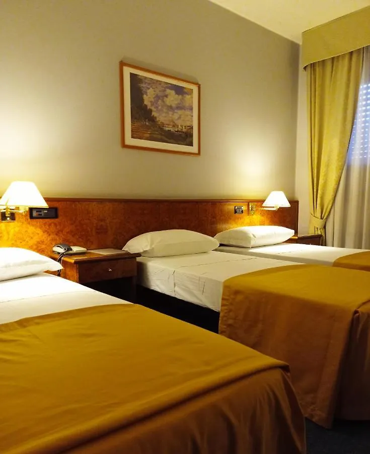Hotel Motel Europa Ossona 4*,  Italy