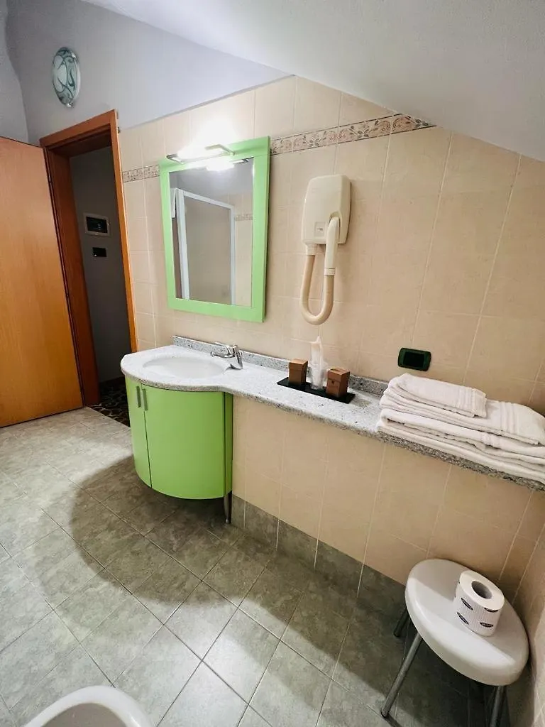 Hotel Motel Europa Ossona 4*,  Italy
